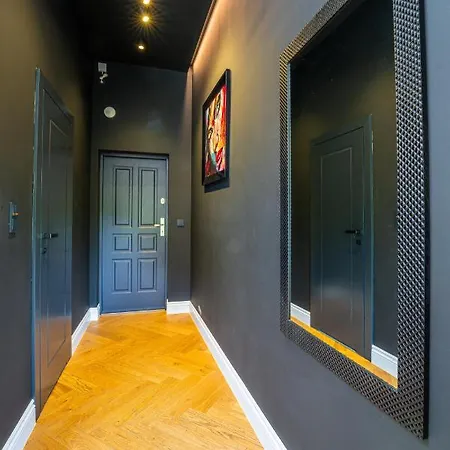 Oliwa Am Calsberg 5a 그단스크